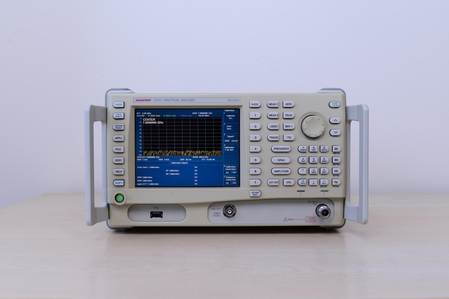 Анализатор спектра Advantest U3751